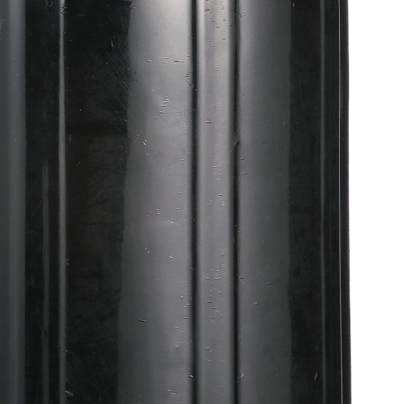 Center Hole Ribbed Fender, Black, 10in x 25in